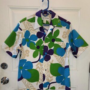 1970s Alfred Shaheen Hawaiian Button-down Shirt - Great Pattern! - Vintage!