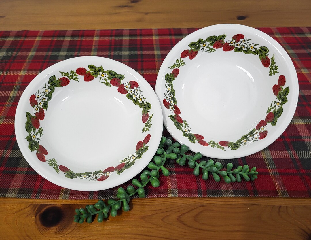 Pair of Strawberry Vintage Cereal Bowls Ceramic Floral Tableware