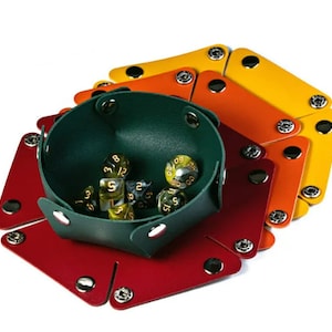 Dobbelstenenbak rond spel met opbergruimte voor dobbelstenen, compacte dobbelsteenroller, knop, rolbak voor dobbelstenen, zeshoekige dobbelsteenbak (oranje)