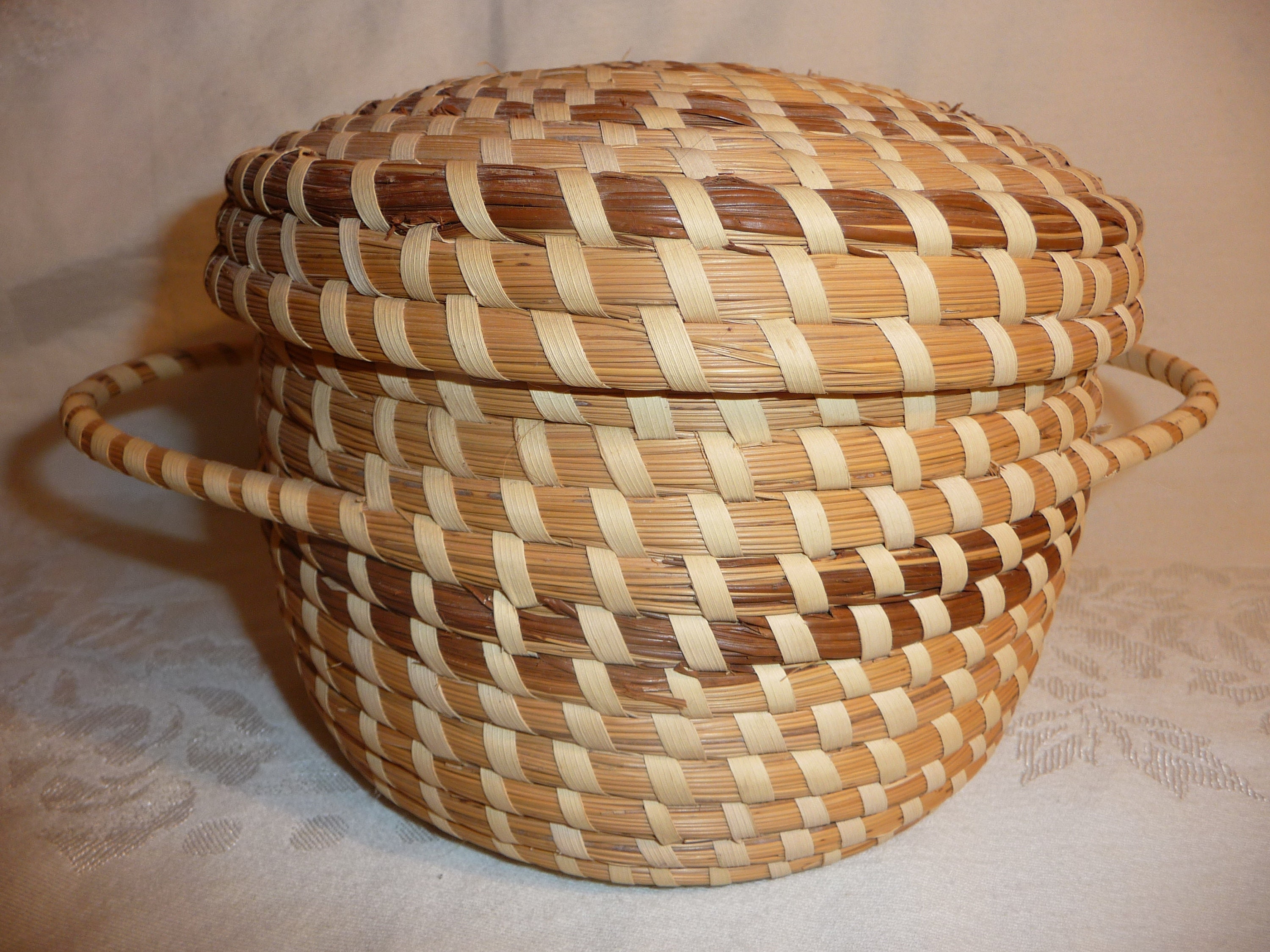 Vintage Charleston Sweetgrass Basket With Attached Lid, Hand Made, Collectible Etsy