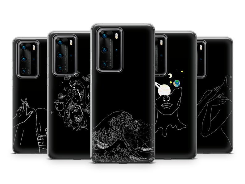 Puede incluir: Conjunto de cinco fundas transparentes para tel&eacute;fono con fondo negro y dise&ntilde;os de l&iacute;neas blancas. Los dise&ntilde;os incluyen una ola, una cara de mujer con un planeta sobre su ojo, una cara de mujer con un planeta sobre su ojo, una cara de mujer con un planeta sobre su ojo y una cara de mujer con un planeta sobre su ojo.
