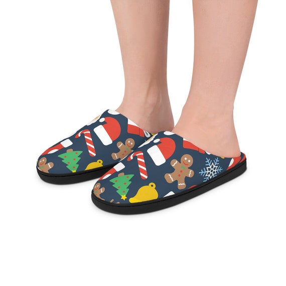Snoozies christmas slippers hot sale