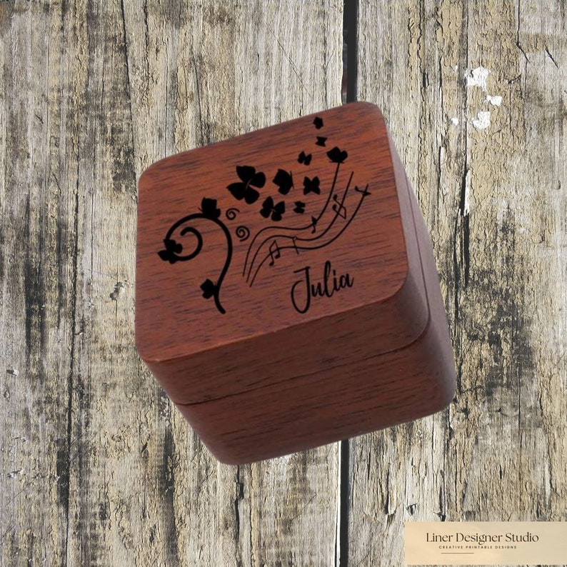 Personalized Guitarist Pick Case, Customized Guitarist Engraved Wooden Pick Box, Gift for Guitar Player, guitarist pick storage , giftfor 画像 8