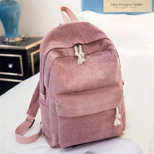 Personalisierter Cord Rucksack mit individueller Stickerei, Unisex Tasche in Reisegröße, individuelles Namensgeschenk für Sie und Ihn, stilvolles praktisches Accessoire