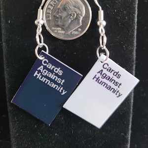Pendientes Cartas Contra La Humanidad