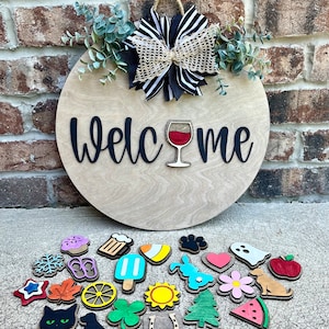 Changeable Welcome Door Hanger, All Seasons Welcome Sign, Interchangeable decor, swappable charms, Neutral Welcome Sign, Seasonal wreath