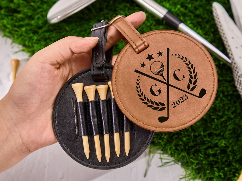 Porta maglietta da golf personalizzato, etichetta per borsa da golf incisa, regalo di golf per papà, amante del golf, regalo di golf personalizzato per lui, accessori da golf Brown Tag