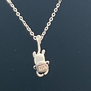Collana in argento sterling con scimmia: ciondolo placcato oro 18 carati