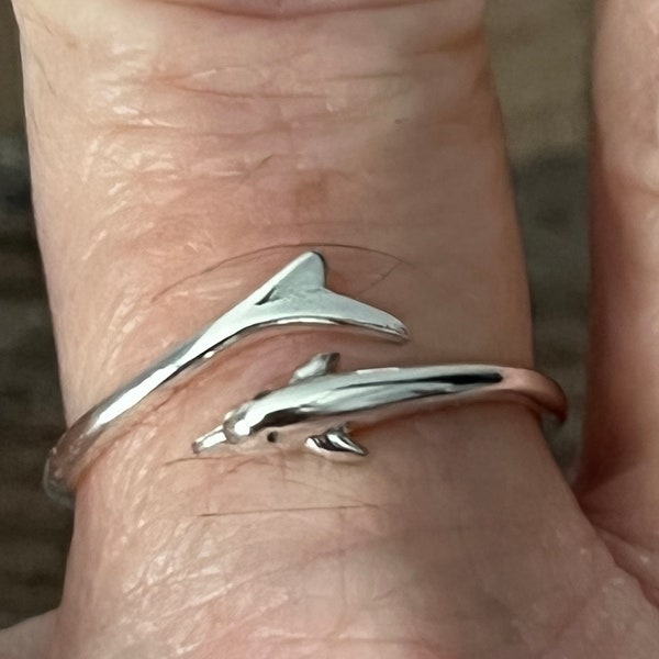 Sterling Silver Dolphin Ring, Wrap Around Dolphin Ring, Ocean Lovers Size 8 Ring, Stacking Ring, Minimalist Silver Ring, For Her
