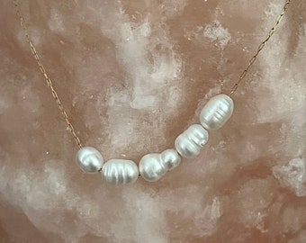 Collier simple de 5 perles d'eau douce, collier délicat de 5 perles d'eau douce, bijoux de mariée de mariage, cadeau pour elle