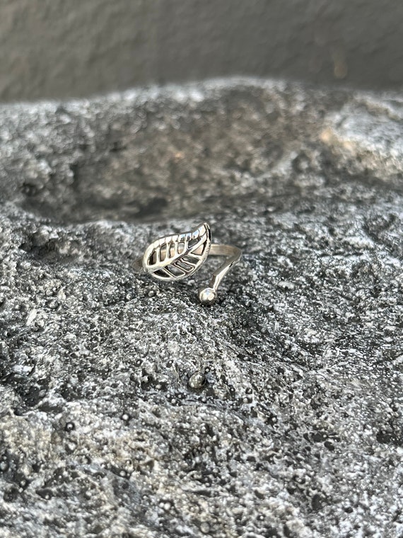 Adjustable Sterling Silver Leaf Ring: Nature Insp… - image 8
