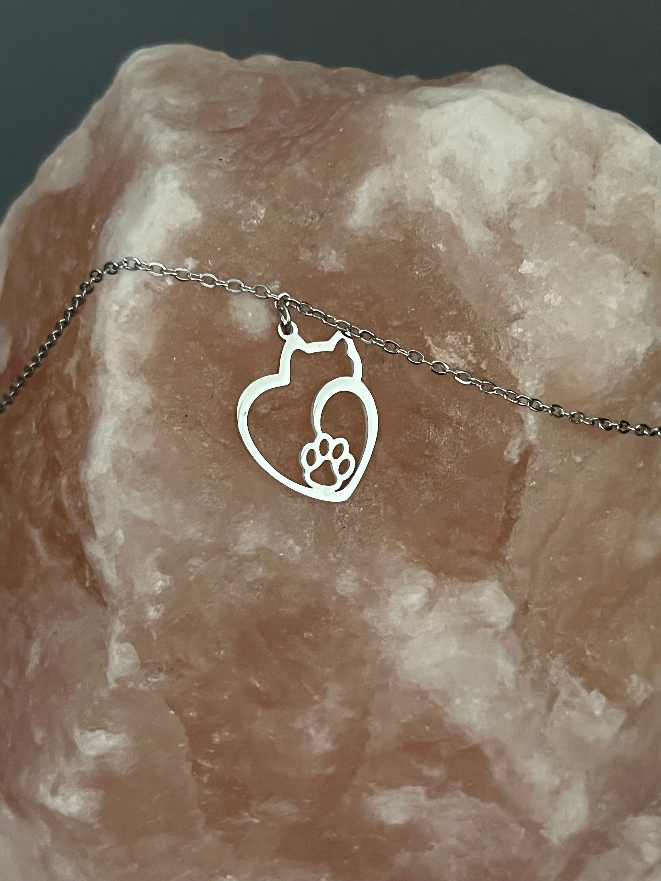 Lilac Kitten's Paw Halo Pendant main image 1