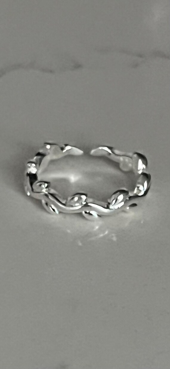 Sterling Silver Adjustable Toe Rings: Floral, Hea… - image 10