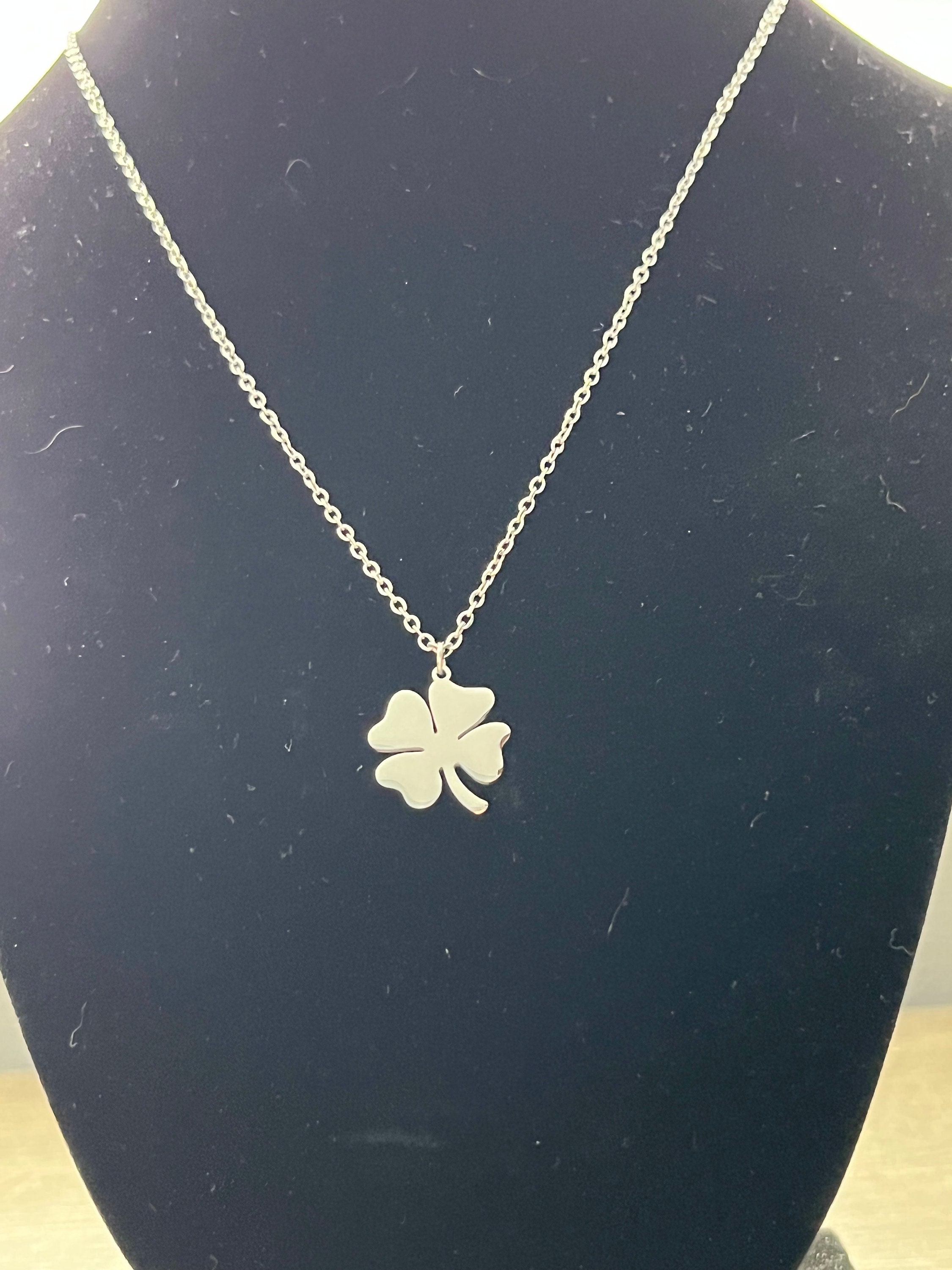 Collier Porte-bonheur Avec Véritable Trèfle à 4 Feuilles - Neuf Avec étiquette