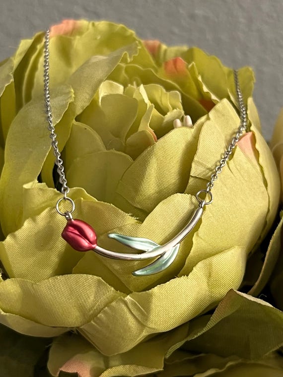 Collana con tulipano in argento sterling: ciondolo floreale ipoallergenico - Italia