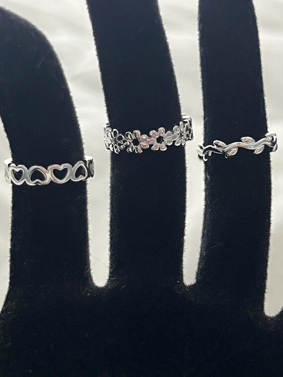 Sterling Silver Adjustable Toe Rings: Floral, Hea… - image 1