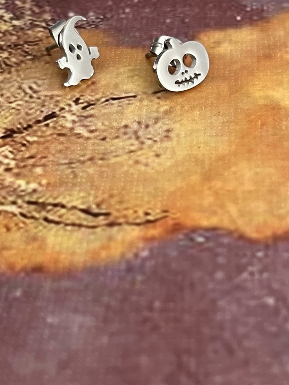 Stainless Steel Ghost & Pumpkin Stud Earrings, Si… - image 5