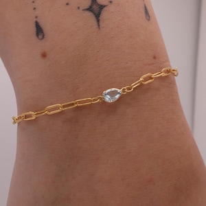 14K Gold Aquamarine Bracelet: Pear-Shaped March Birthstone Jewelry