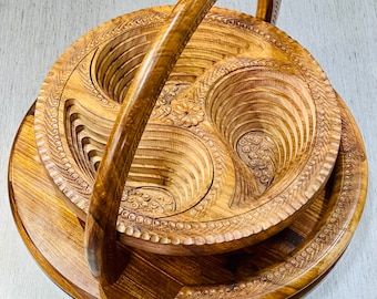 Handmade wood Foldable gift basket with handle.  /  fruit basket  /   Bread Basket / Gift Basket  / Foldable basket  / Wooden Engravings 12”