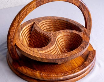 Handmade wood Foldable gift basket with handle.  /  fruit basket  /   Bread Basket / Gift Basket  / Foldable basket  / Wooden Engravings 12”