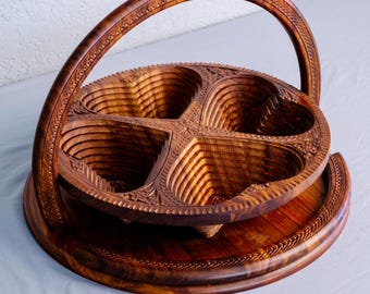 Handmade Wooden Collapsible XXL Heart Basket.  /  fruit basket  /  Bread Basket / Gift Basket  /  Perfect gift for her