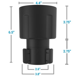 Op de afbeelding: Zwarte auto bekerhouder met een diameter van 11,2 cm, een hoogte van 16,5 cm en een basis van 7 cm. De bekerhouder heeft een basis met een diameter van 9,7 cm en een bovenkant met een diameter van 6,6 cm.