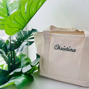 Personalized Canvas Tote, Bachelorette Gift Bag, Bridesmaid Gifts, Monogramed Beach Bag, Embroidered Tote, Bridal Gifts, Custom Embroidery