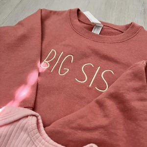 Custom Text Embroidered Crewneck Toddler Sweatshirt - Embroidered Name, Youth Sweatshirt, Personalized Name Sweatshirt Kids name Sweatshirt