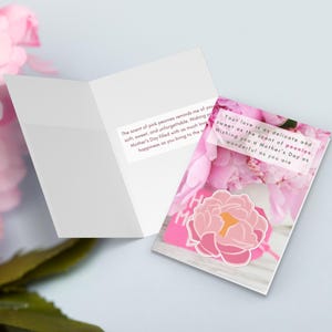 Cartão de felicitações com aroma de peônia rosa para o Dia das Mães