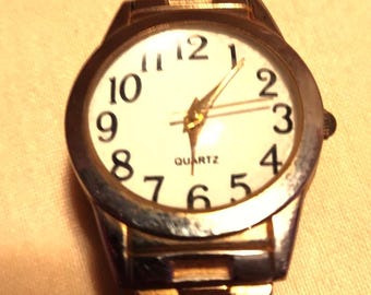 Vintage Two-Tone Quartz Watch: Silver & Gold Expansion Band, New Battery