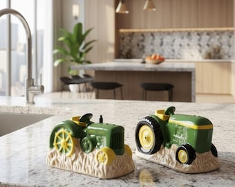 Vintage John Deere Salt & Pepper Shakers in Box – Gibson Generations Glass Set – Farmhouse Kitchen Decor – Tractor Collectible SHIPS FREE