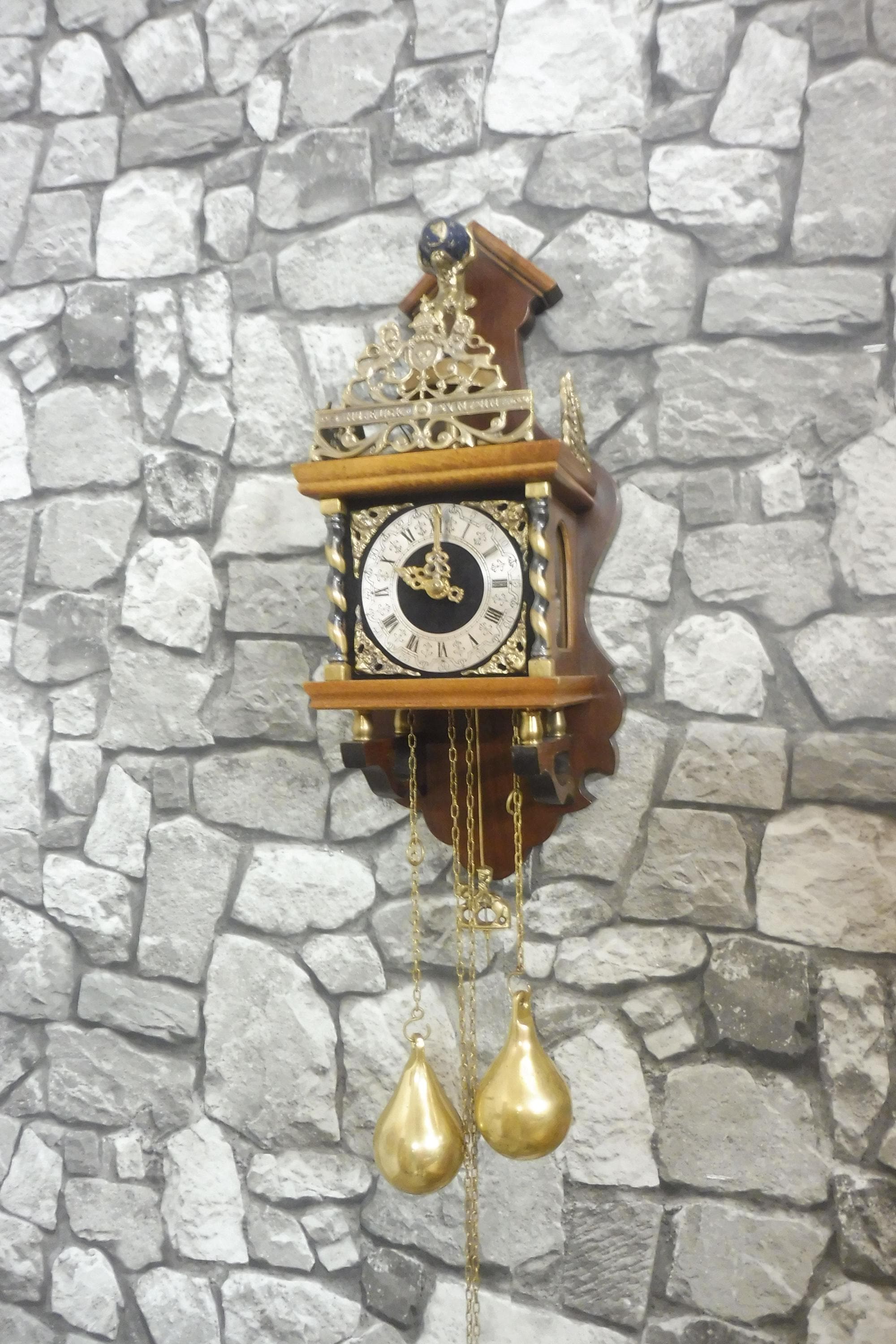 Wuba Warmink Clock - Etsy