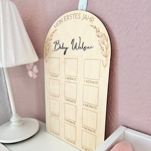 Personalisierter Fotorrahmen, Meilensteintafel mein erstes Jahr, Meilensteinkarten, Holzrahmen, Bilderrahmen, Geschenk zur Geburt