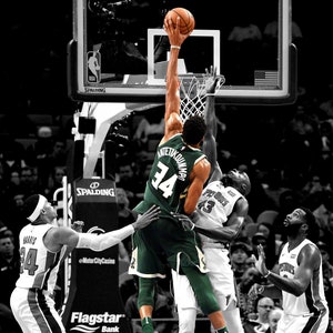 Giannis Antetokounmpo, Milwaukee Bucks, póster imprimible, , arte deportivo, descarga digital, alta calidad, clavada
