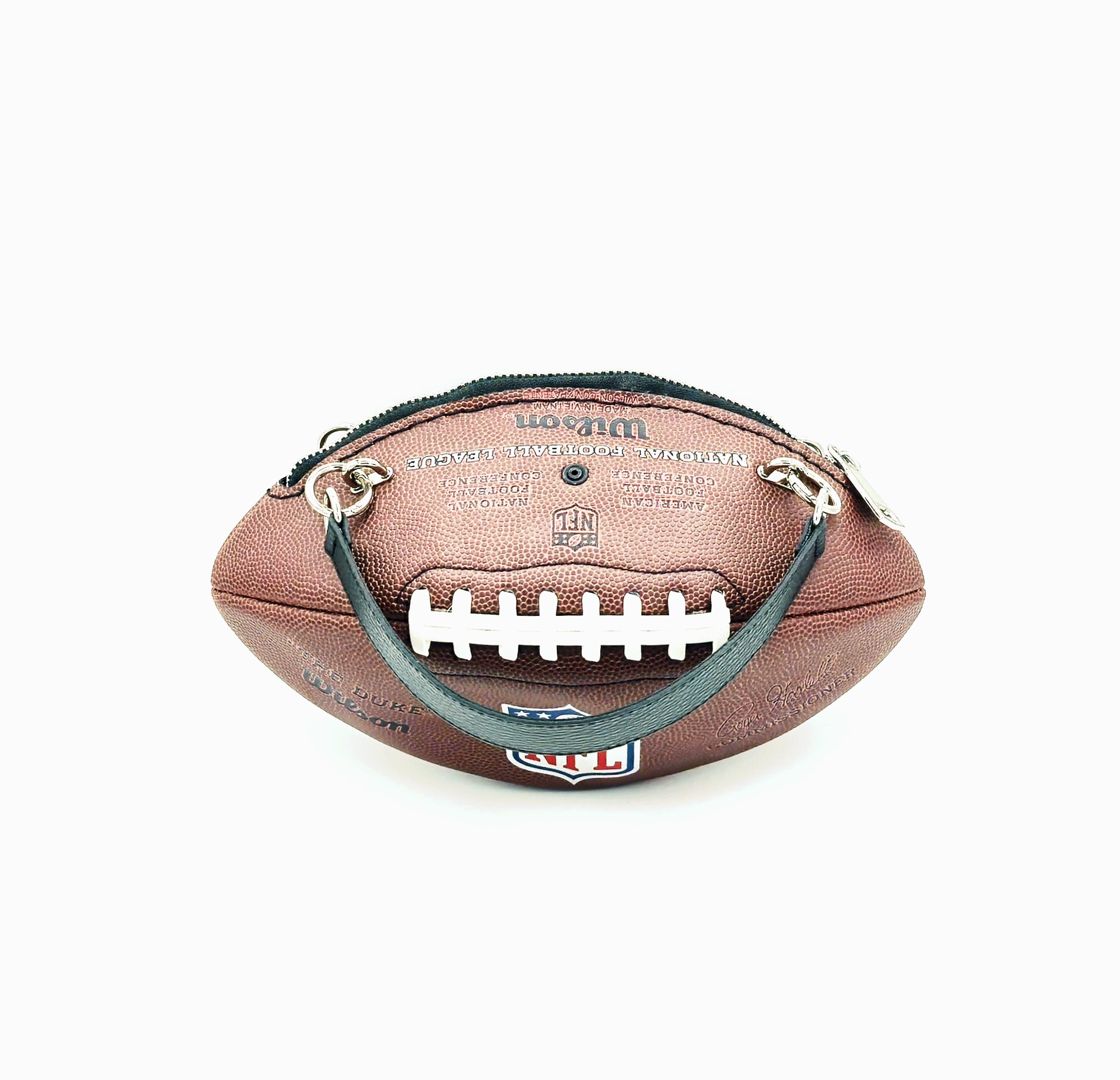 黒の本革ハンドルが付いたブラウン ウィルソン NFL アメリカン