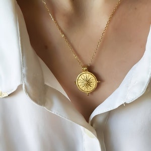 18K Gold Sunburst Coin Pendant Necklace, SunPendant Necklace, Boho Style Dainty Necklace, Gold Jewellery, Gift for Her