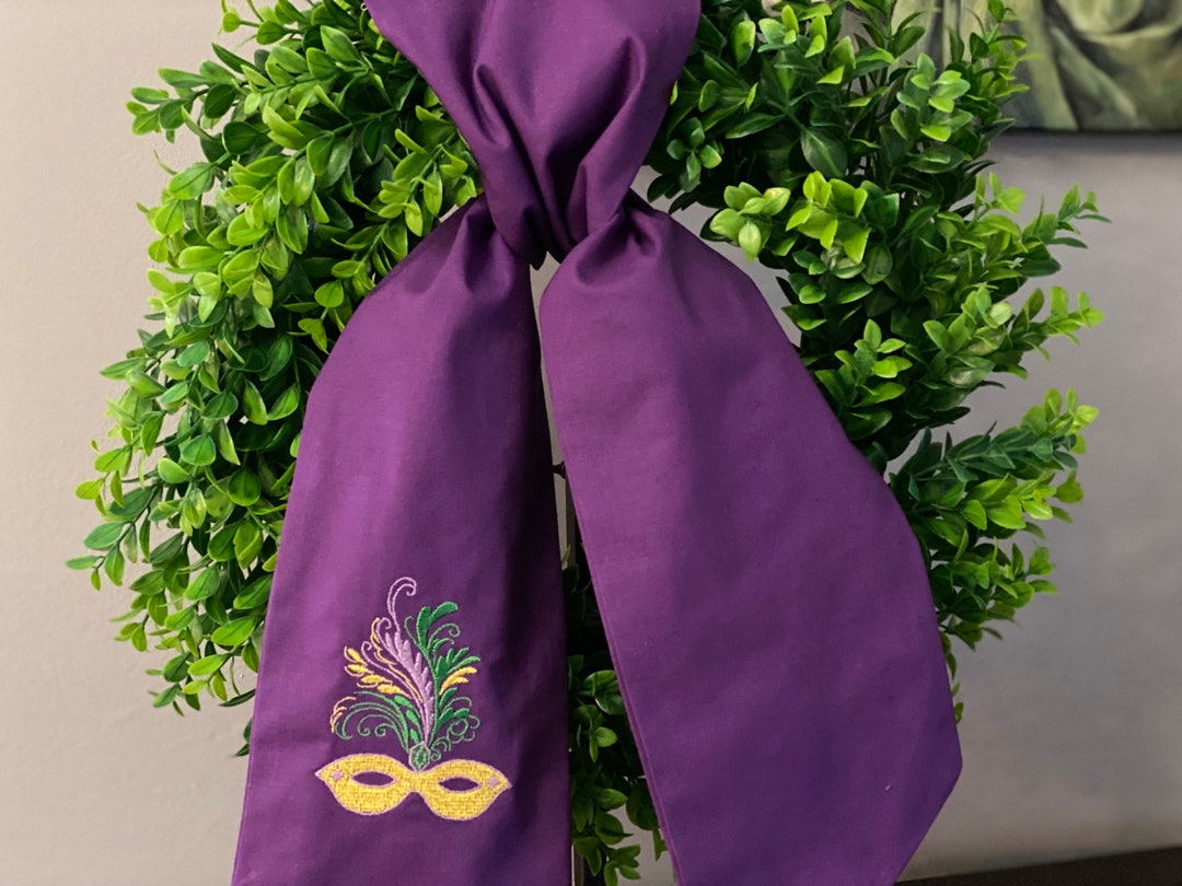 mardi gras wreath sash