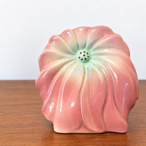 Vintage MCM Art Pottery S&A Sternklar Pink Flower Wall Pocket