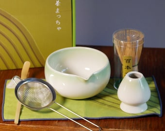 "Zen" artisanal matcha set with bowl, chasen whisk, whisk rest, strainer, measuring spoon
