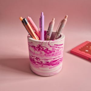 Half terrazzo vivid pink pen pot, marble toothbrush makeup brush holder, desk accessory, unique berry home gift for her, aesthetic room deco image 12