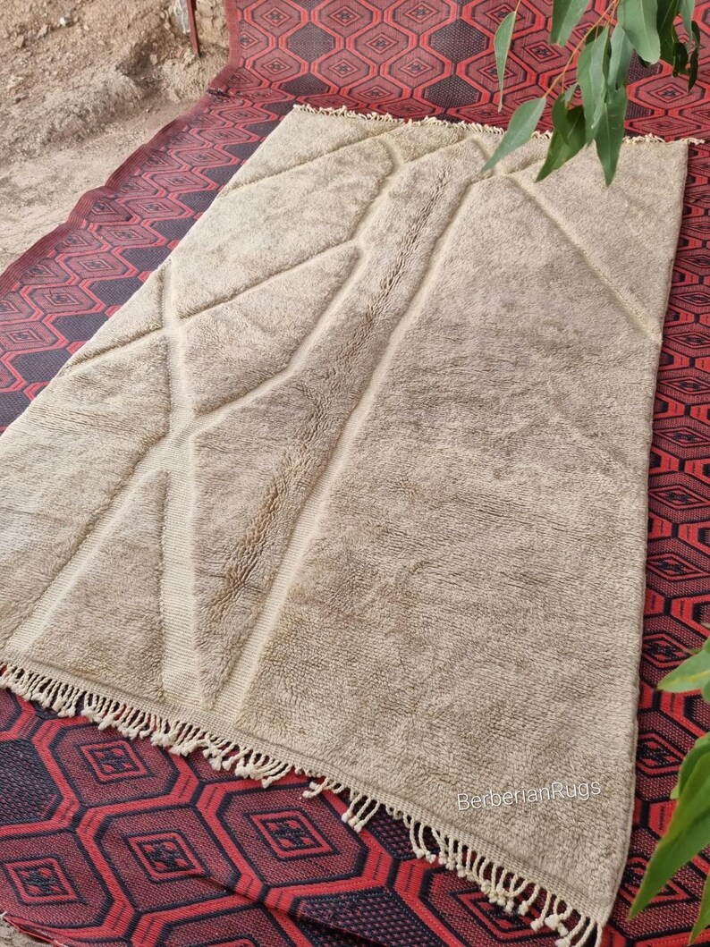 Handmade Moroccan Wool Rug, Beni Mrirt Style, Beige Geometric Design ...