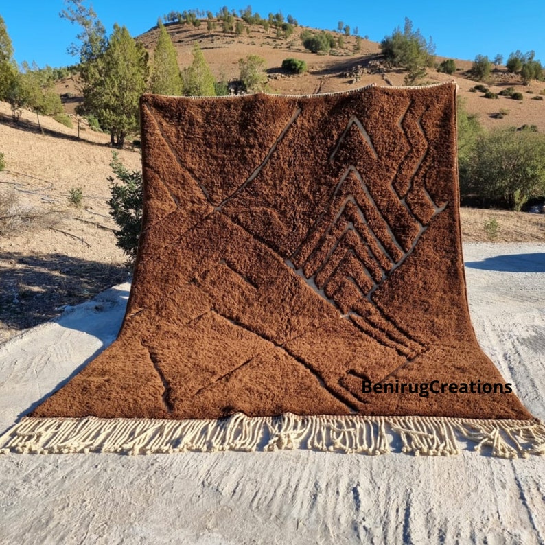 Engraved Rugs Moroccan Brown Rug Engraved in White, Emerald Brown Rug, Modern Beni ...