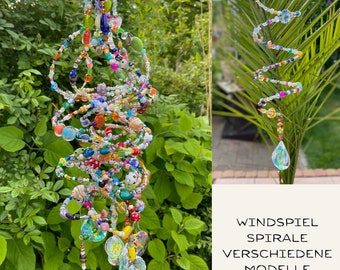 Windspiel Spirale mit Glasperlen und Sonnenfänger Kristall, 8 Modelle zur Auswahl, Geschenk für Garten, Balkon, Terrasse, Windspiel Garten