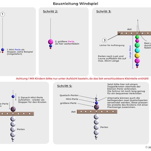 Pode incluir: Um guia passo a passo para fazer um m&oacute;bile de vento usando contas, corda e um galho. As instru&ccedil;&otilde;es est&atilde;o em alem&atilde;o e incluem ilustra&ccedil;&otilde;es de cada passo. O produto final &eacute; um m&oacute;bile de vento colorido com contas de diferentes tamanhos e cores.