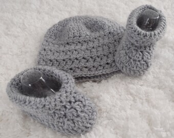 Heather Gray Booties and Hat Set 1 - 3 months