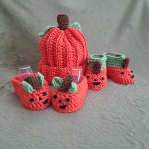 Pumpkin Hat and Booties Set 1  - 3 months