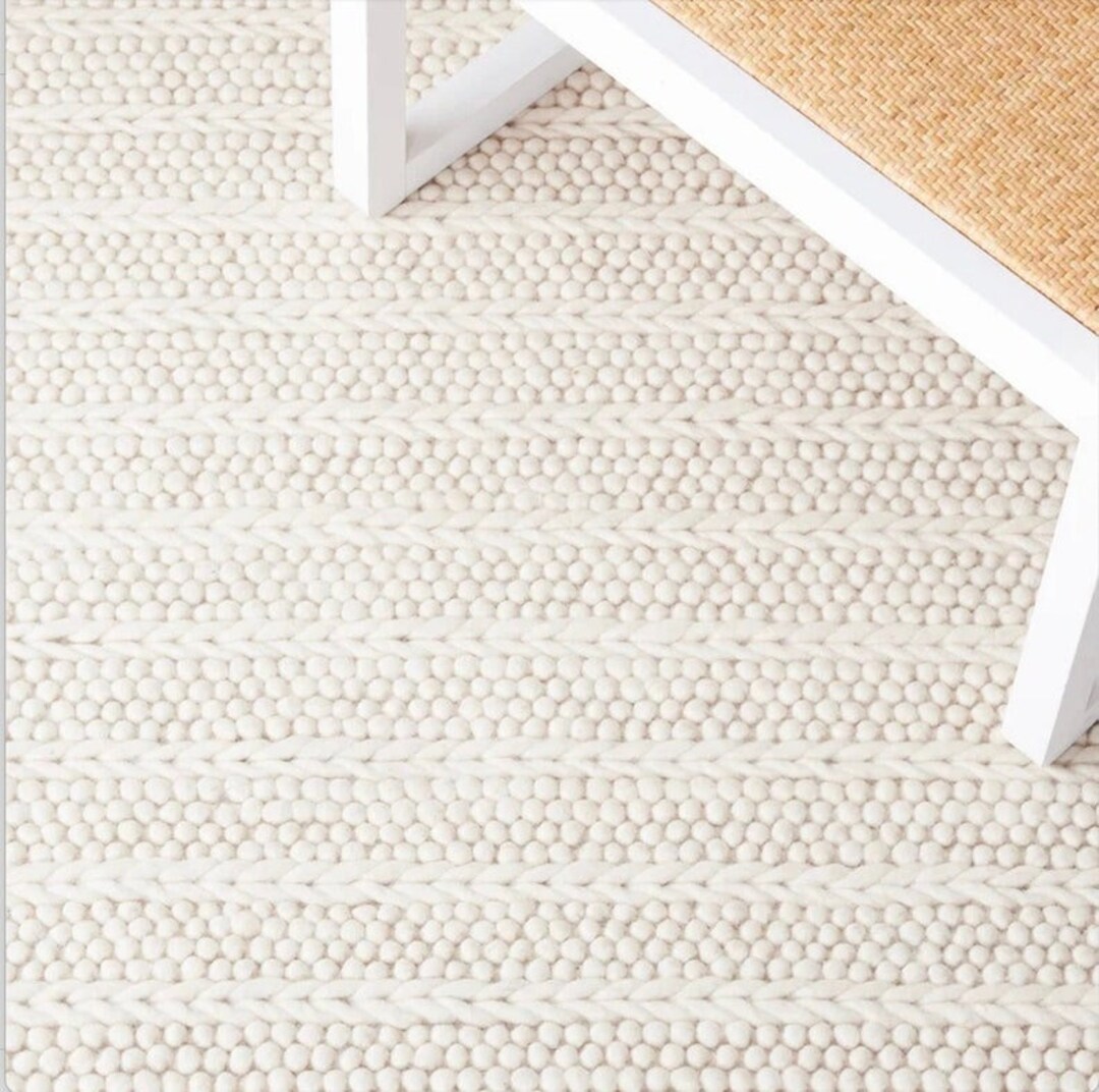 Cozy Elegancehand Knitted Chunky, Wool Area Rug, Ivory/offwhite, Loop