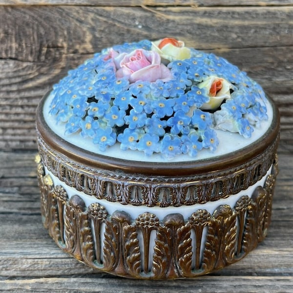 Antique Elfinware German Dresser Box