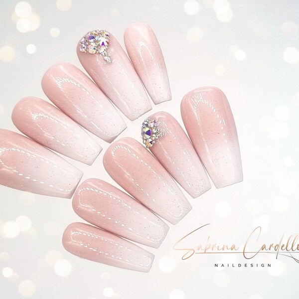 Press On Nails "Sparkled Babyboomer" In 13 different lengths and shapes | 10 or 20 tip set |