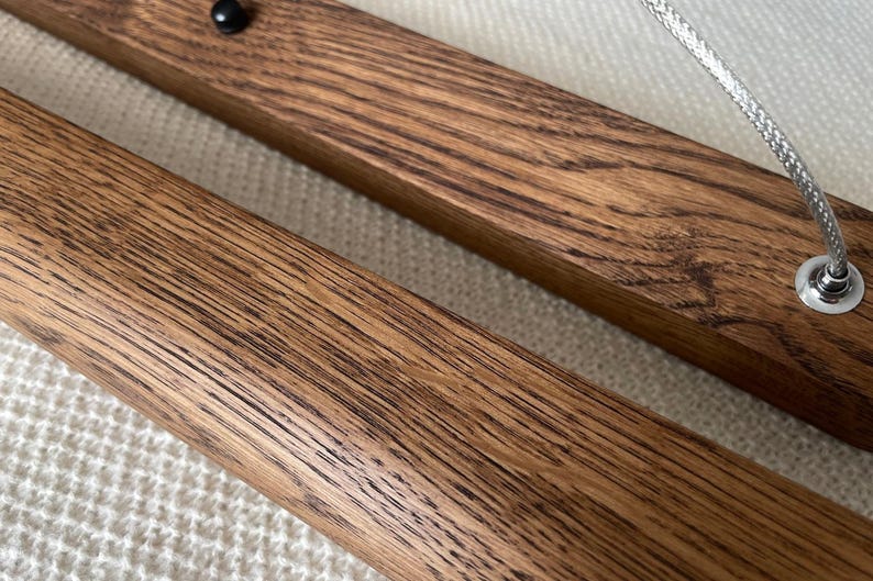 Lámpara de araña lineal de madera de roble, Iluminación de isla de cocina, Lámpara colgante de madera, Lámpara hecha a mano, Lámpara de techo de madera, Lámpara escandinava ARCA dark oak